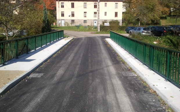 Pont termin&eacute;, vue voirie