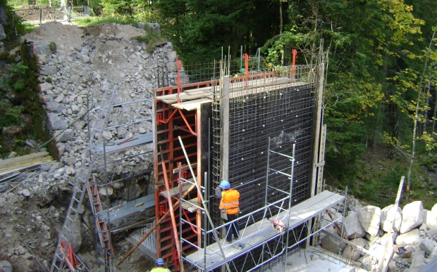Réalisation de la structure en béton banché